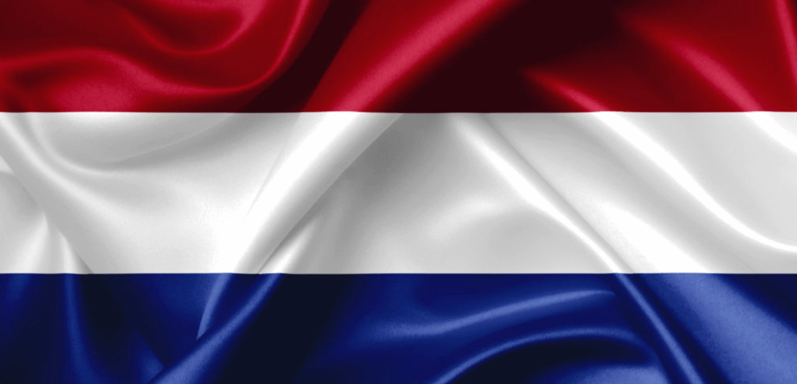 Dutch-flag Dutch police detain more than 150 in third night of curfew violence