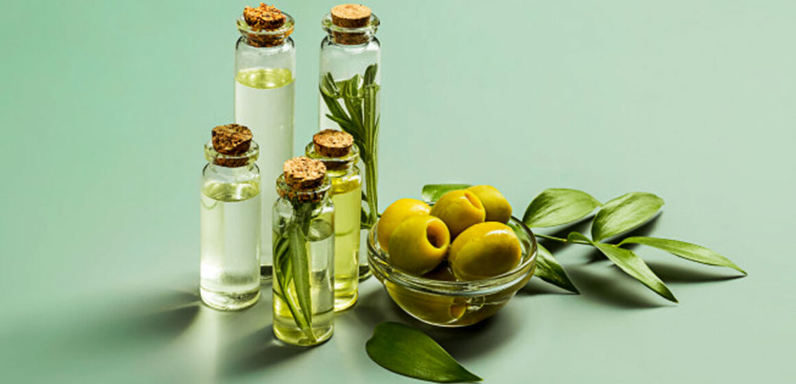 Olive oil: a beauty hack from your own kitchen cabinet