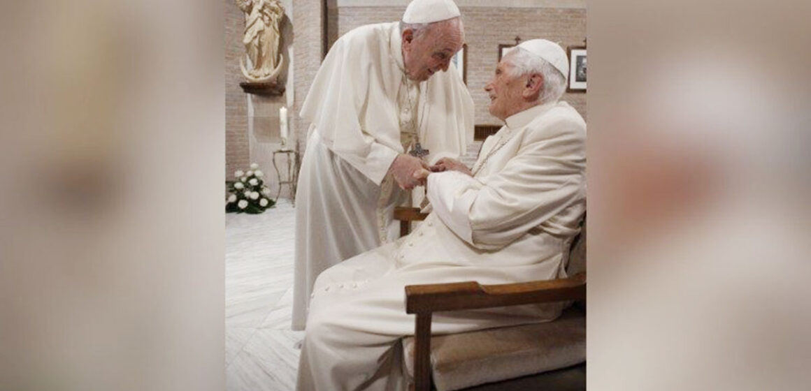 POPE FRANCIS, EX-POPE BENEDICT GET VIRUS VACCINES: VATICAN