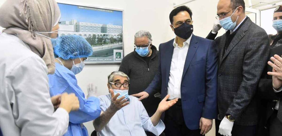 Diab inspects COVID-19 vaccination centers at Rafiq Hariri Hospital