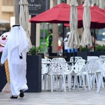 Dubai shuts bars after coronavirus surge