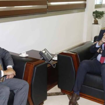 Hassan, Indian ambassador discuss reserving additional quantities of vaccines