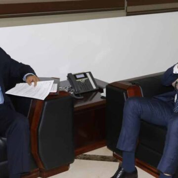 Hassan meets with WB, IFRC officials over vaccination campaign transparency