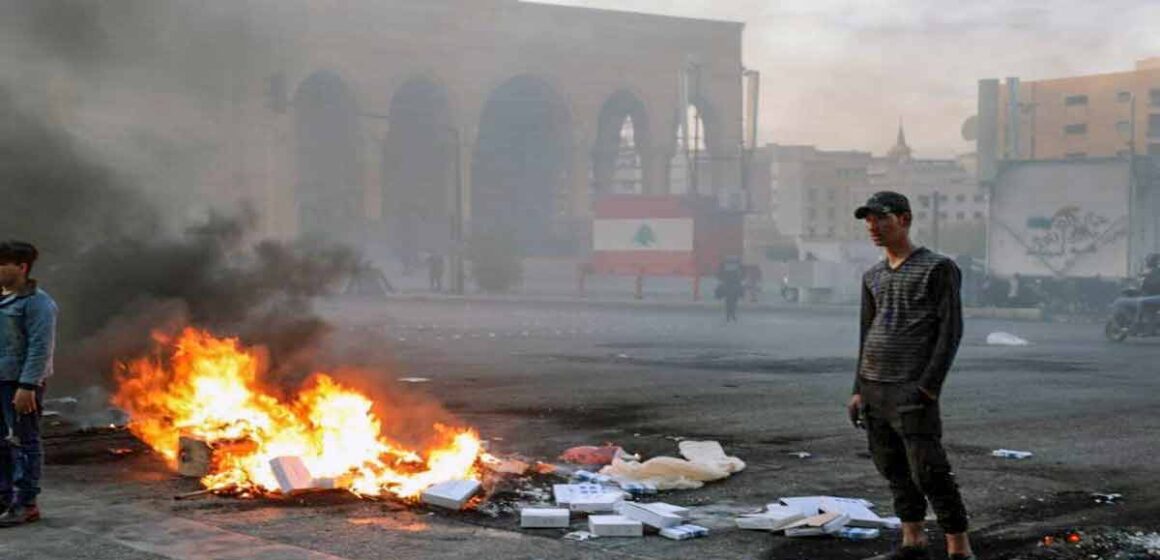 Roads blocked in Lebanon