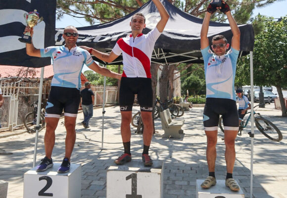 Elias Abu Rashid retained the mountain bike championship for the sixth year in a row