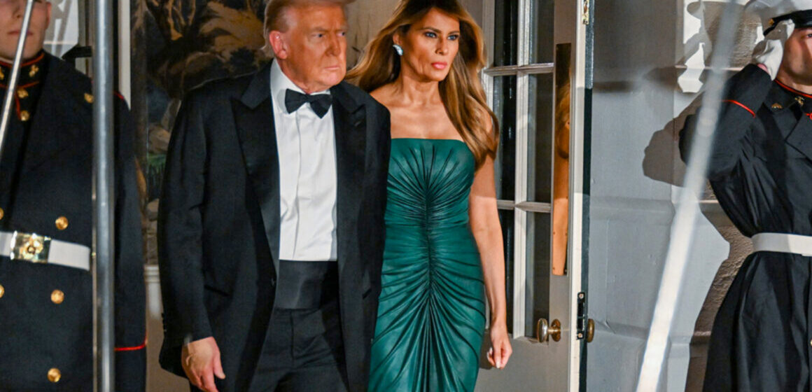 19ST-MELANIA-STATE-DINNER-bkzw-mediumSquareAt3X-1160x1160 - Copy Melania Trump’s Green Gown Signals Saudi Arabia Diplomatic Ties